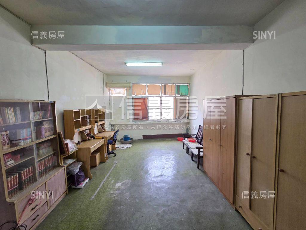 台鐵＋捷運！正義商圈透天房屋室內格局與周邊環境