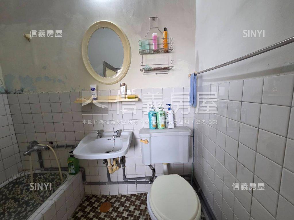 台鐵＋捷運！正義商圈透天房屋室內格局與周邊環境