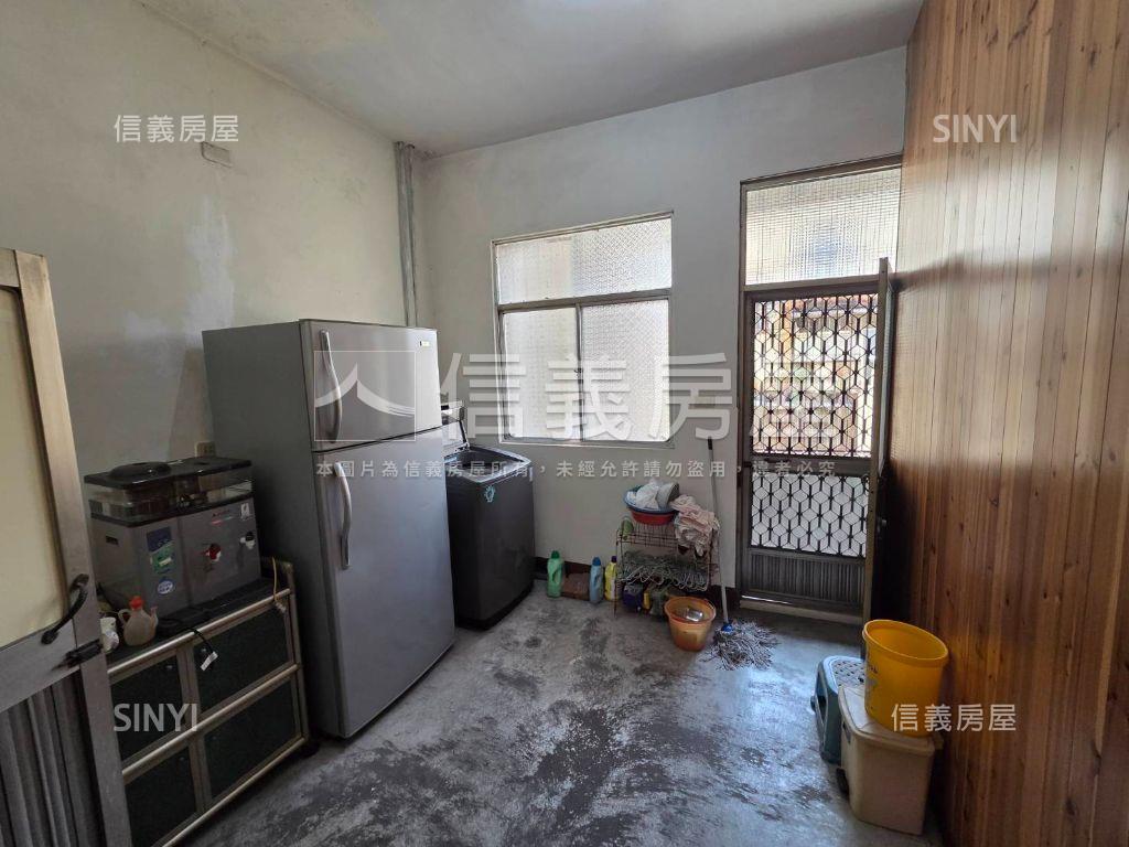 台鐵＋捷運！正義商圈透天房屋室內格局與周邊環境