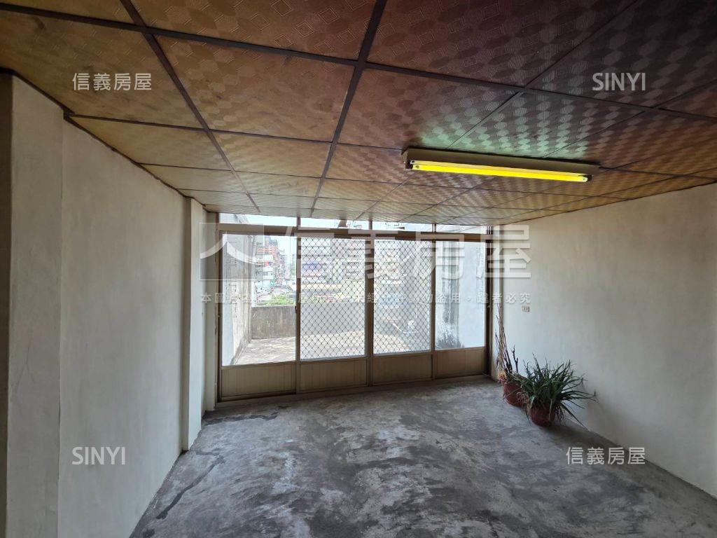 台鐵＋捷運！正義商圈透天房屋室內格局與周邊環境