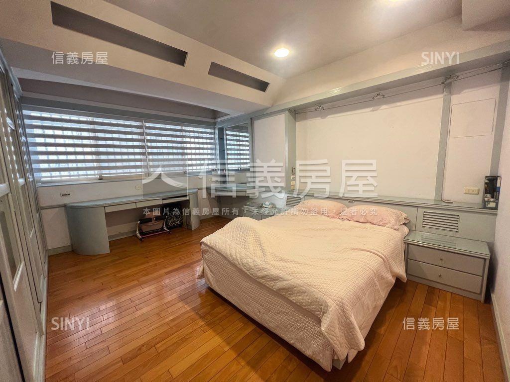 大面寬連鎖店面房屋室內格局與周邊環境