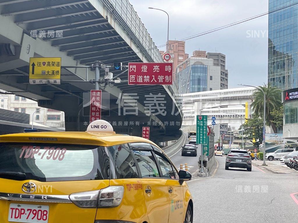 捷運ＭＩＴ景觀美辦房屋室內格局與周邊環境