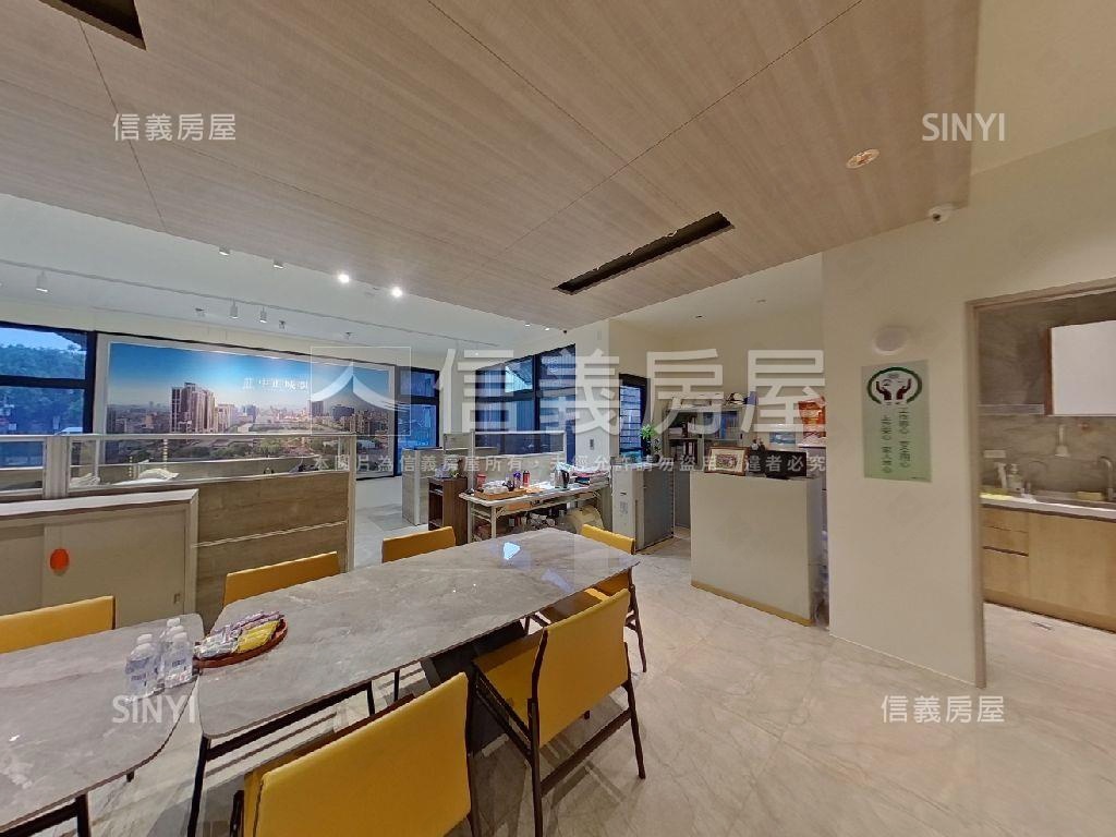 אֵל中正城閱店面房屋室內格局與周邊環境