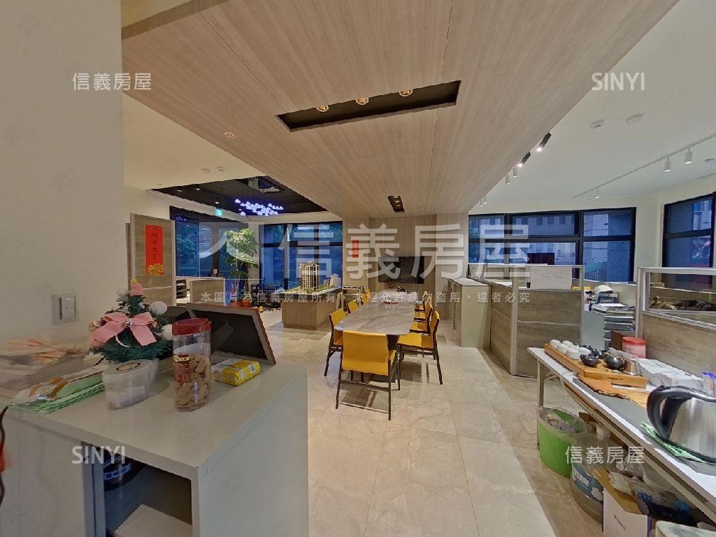 אֵל中正城閱店面房屋室內格局與周邊環境