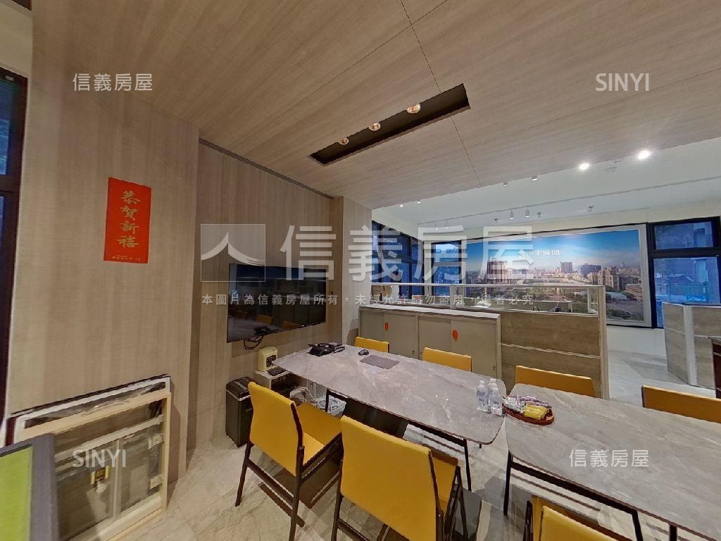 אֵל中正城閱店面房屋室內格局與周邊環境