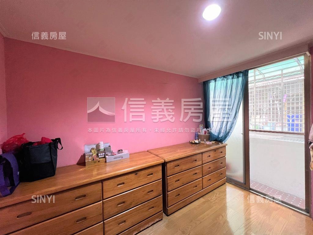 亞東府中之際‧採光大三房房屋室內格局與周邊環境