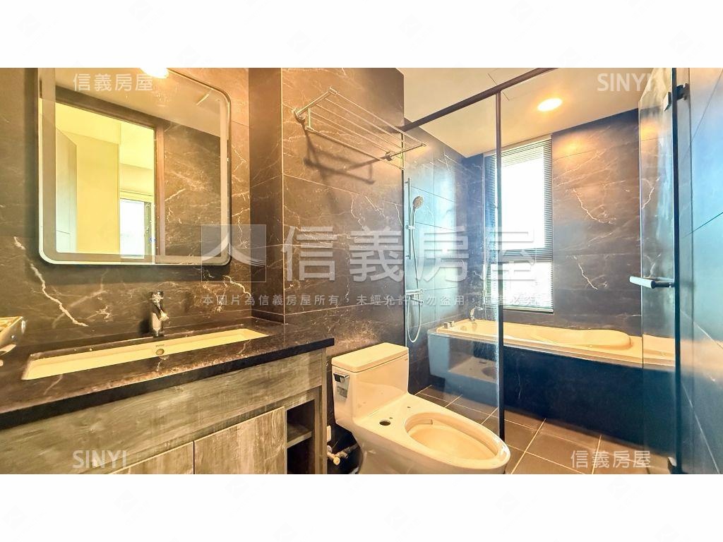 ★敦美近捷運低總三房頂樓房屋室內格局與周邊環境