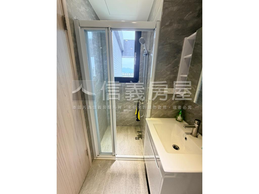 昌祐閱灣２房平車全室裝潢房屋室內格局與周邊環境