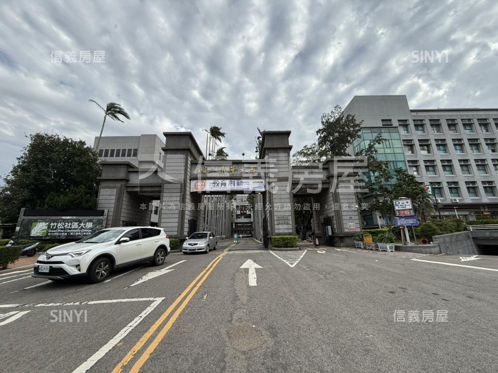 專任市區角間投套鑽石店面房屋室內格局與周邊環境