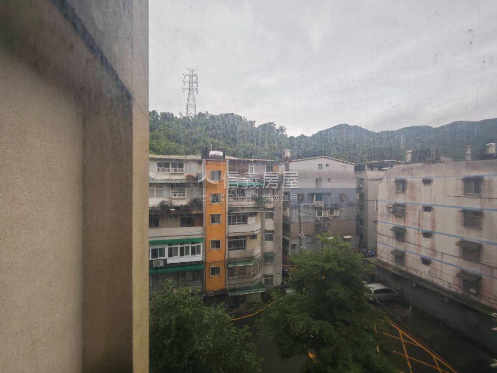 璞緻稀有釋出☆精裝兩房房屋室內格局與周邊環境