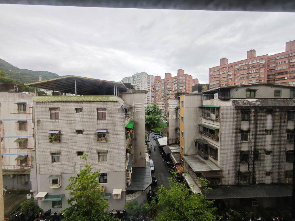 璞緻稀有釋出☆精裝兩房房屋室內格局與周邊環境