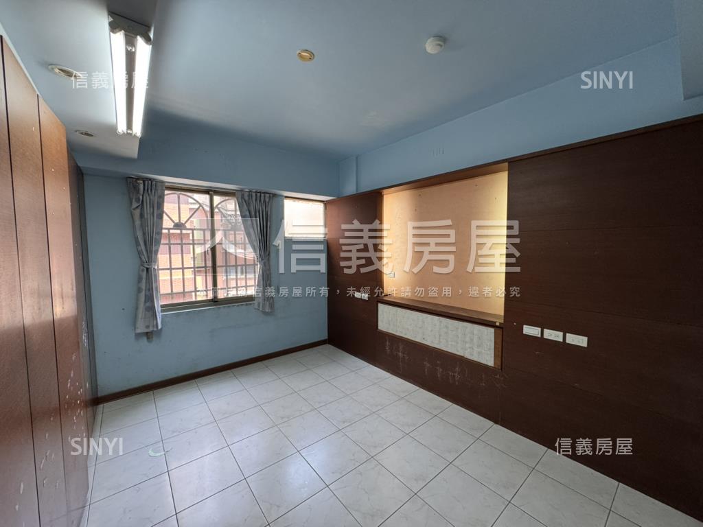 御璽國際村三房雙陽台美宅房屋室內格局與周邊環境