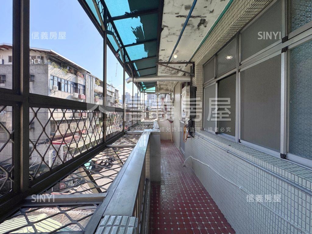 清風捷運公園成家３房房屋室內格局與周邊環境