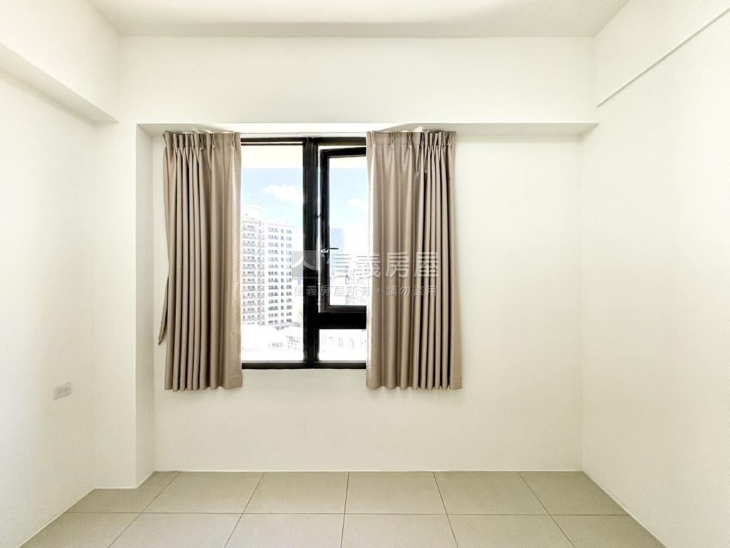 建興學區全新三面採光兩房房屋室內格局與周邊環境