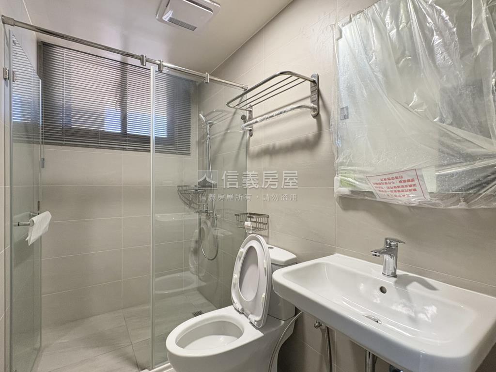 建興學區全新三面採光兩房房屋室內格局與周邊環境