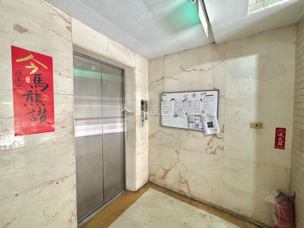 龍門國中溫馨電梯兩房房屋室內格局與周邊環境