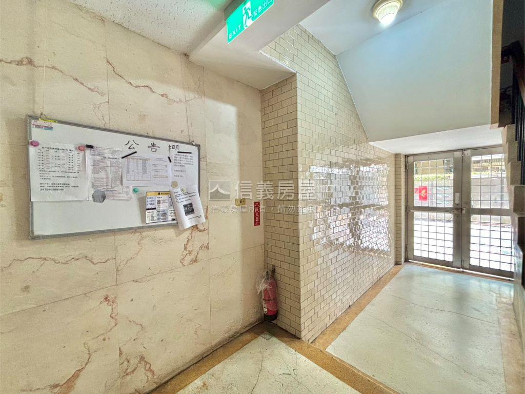 龍門國中溫馨電梯兩房房屋室內格局與周邊環境