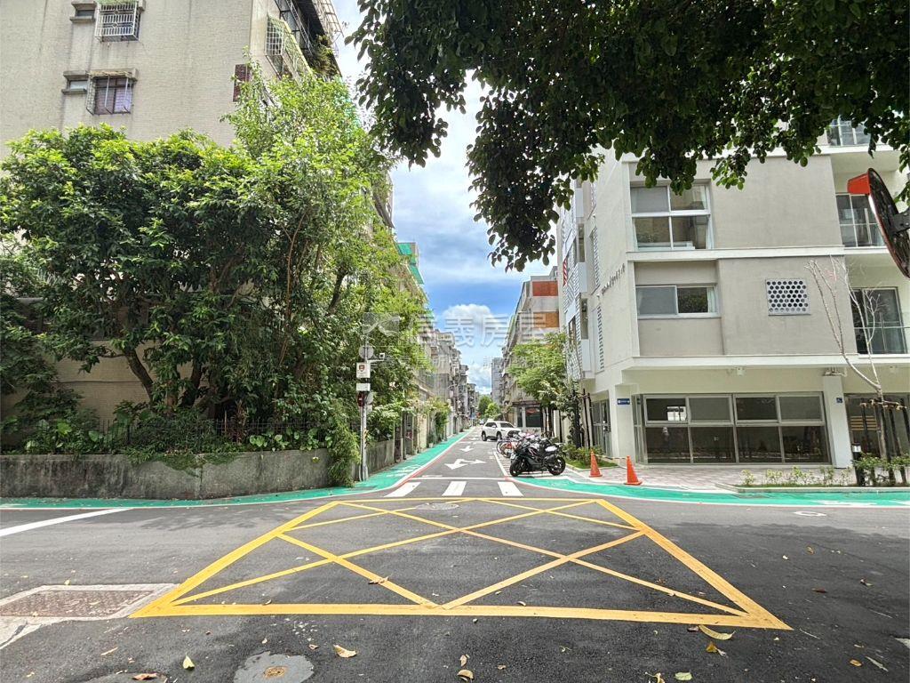 龍門國中溫馨電梯兩房房屋室內格局與周邊環境