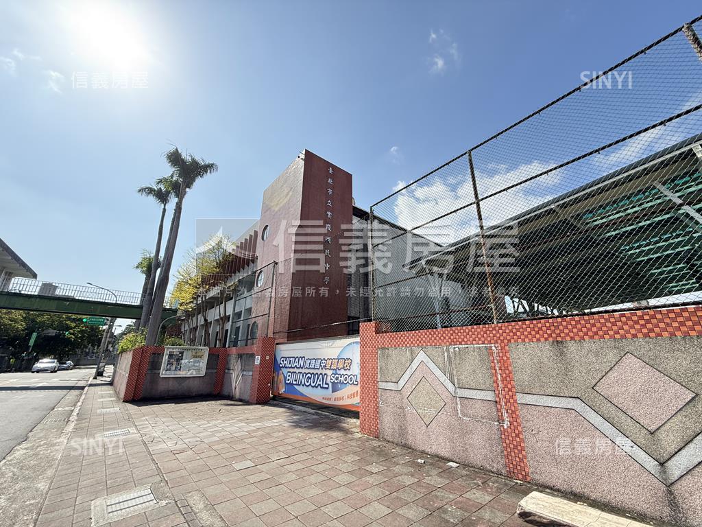 實踐中小學附近美一樓房屋室內格局與周邊環境