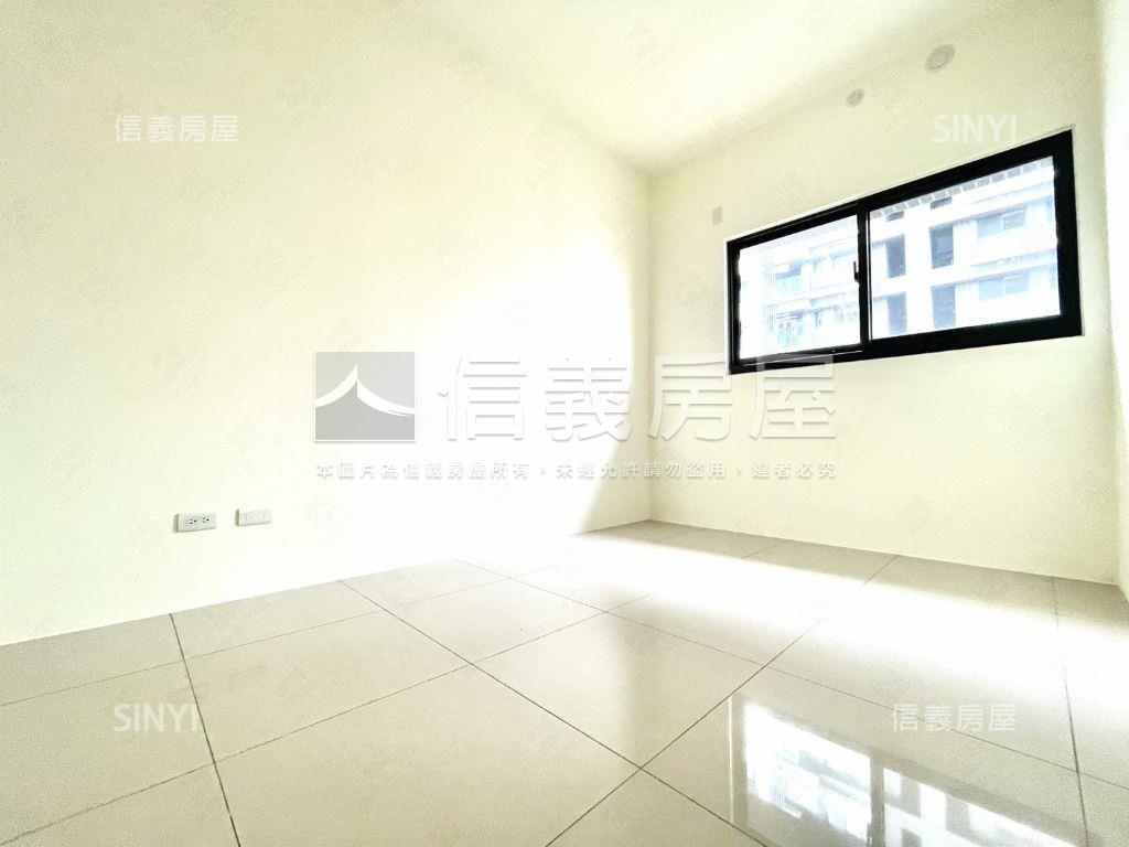 店長推薦全新２房２衛浴房屋室內格局與周邊環境
