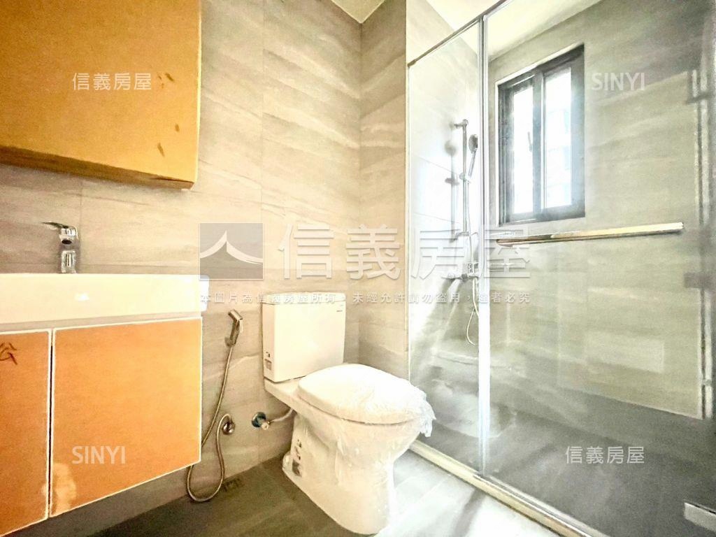 店長推薦全新２房２衛浴房屋室內格局與周邊環境