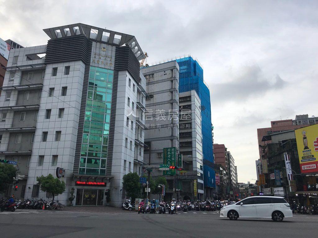 台北橋◆捷運為鄰電梯三房房屋室內格局與周邊環境