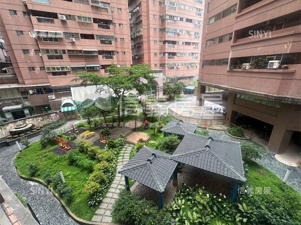 近五權車站兩房兩衛雙車位房屋室內格局與周邊環境