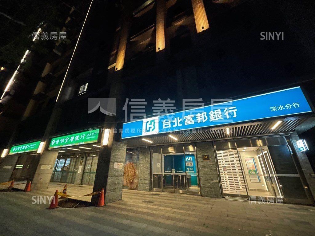海洋都心２電梯旁平面車位房屋室內格局與周邊環境