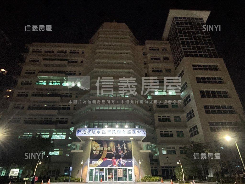 海洋都心２電梯旁平面車位房屋室內格局與周邊環境
