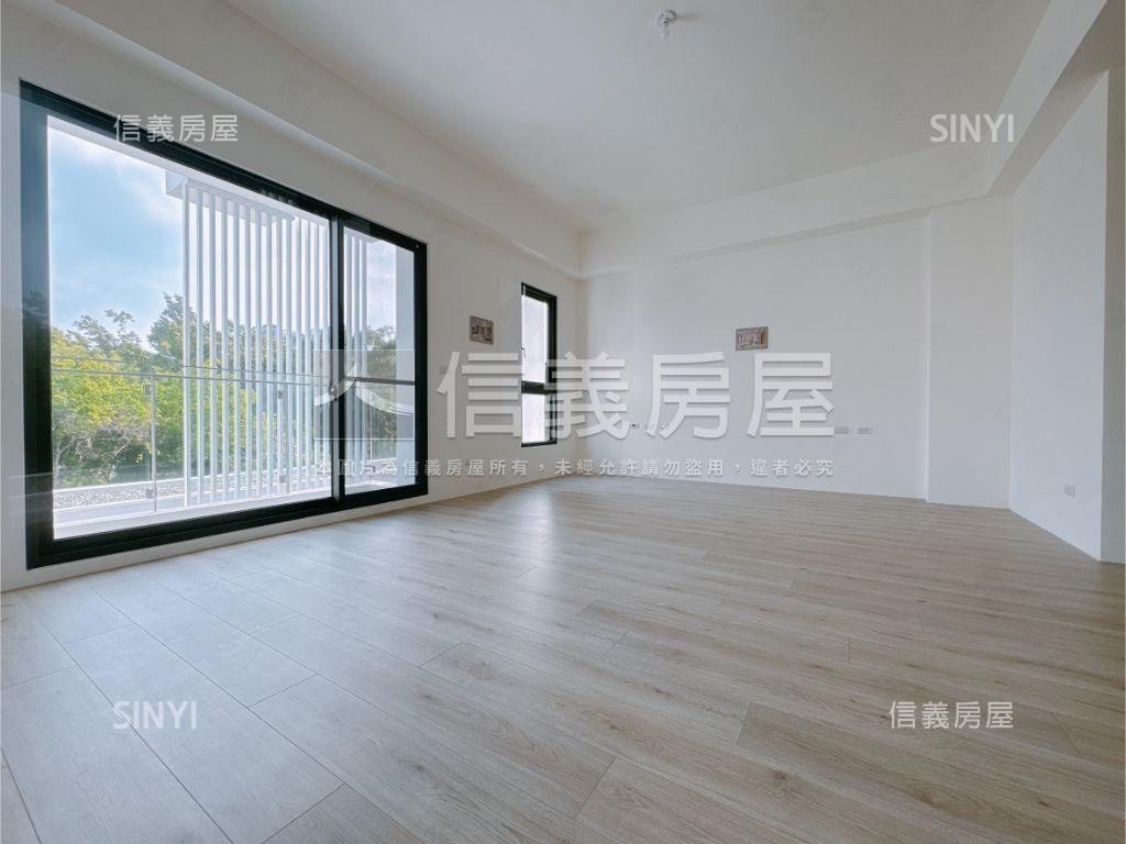 面公園朝南邊間豪墅房屋室內格局與周邊環境
