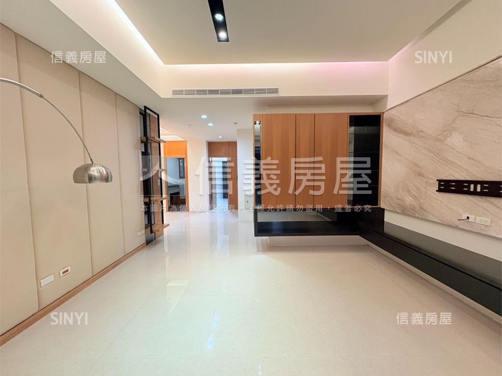 謙御｜尊榮大宅４房房屋室內格局與周邊環境