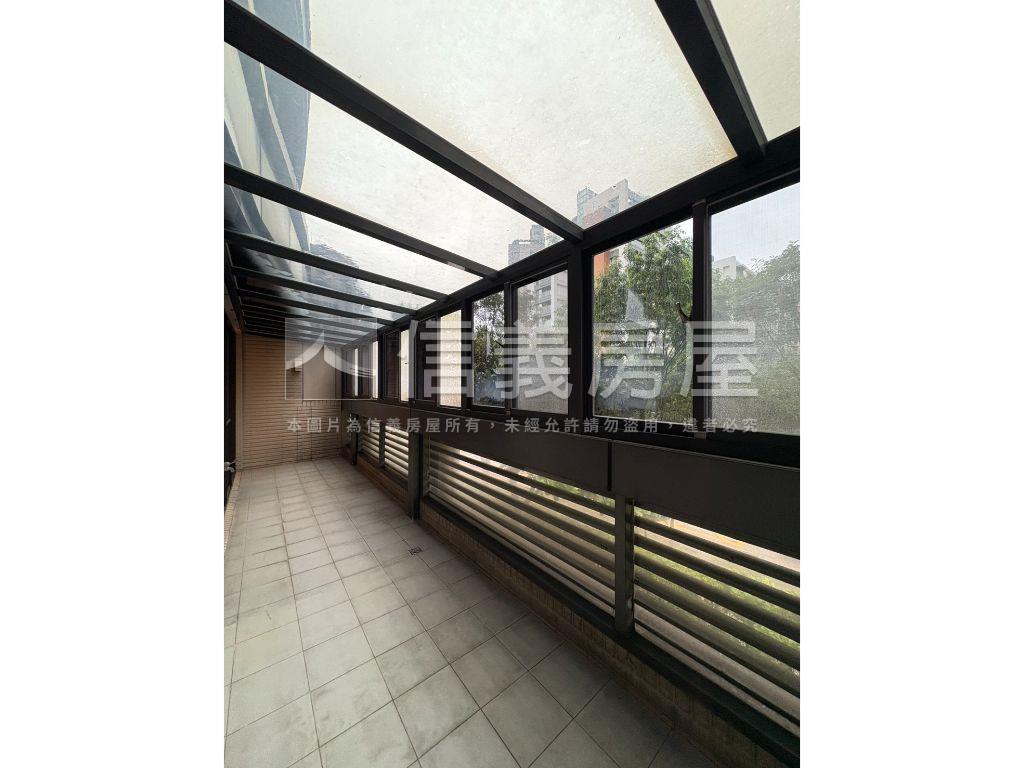 謙御｜尊榮大宅４房房屋室內格局與周邊環境