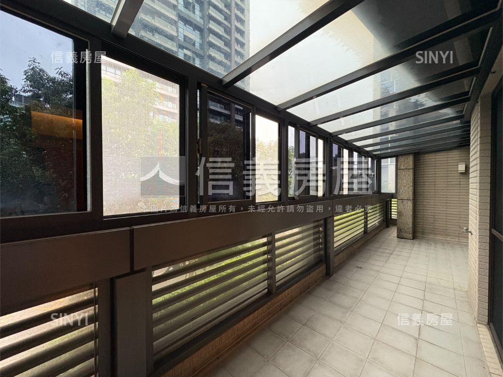 謙御｜尊榮大宅４房房屋室內格局與周邊環境