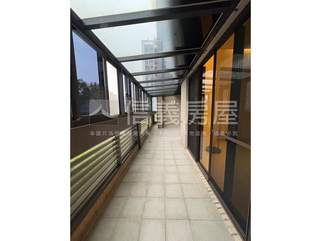 謙御｜尊榮大宅４房房屋室內格局與周邊環境