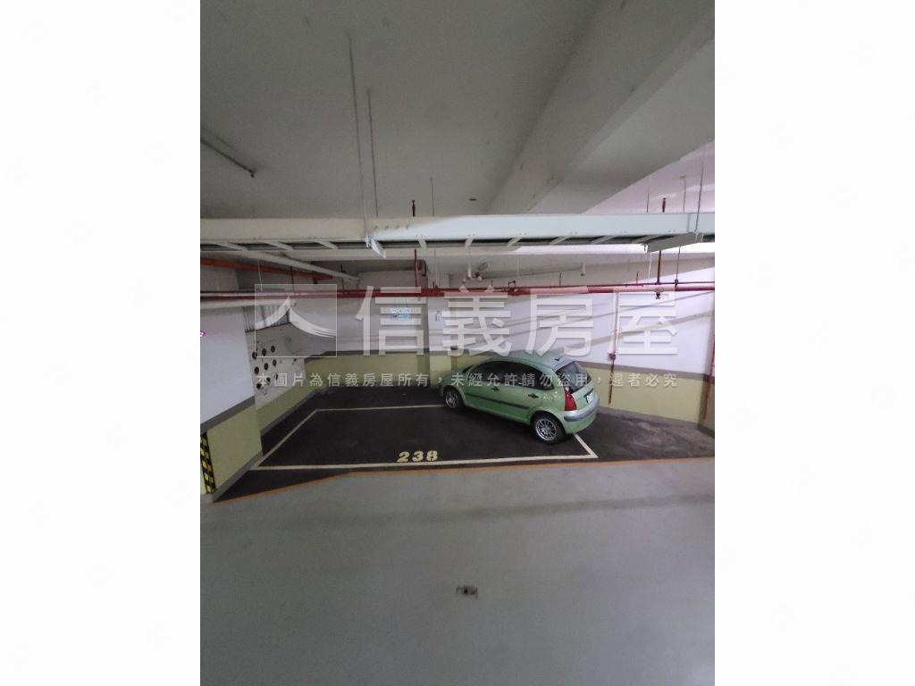 坤山時代觀邸傳世樓中樓房屋室內格局與周邊環境