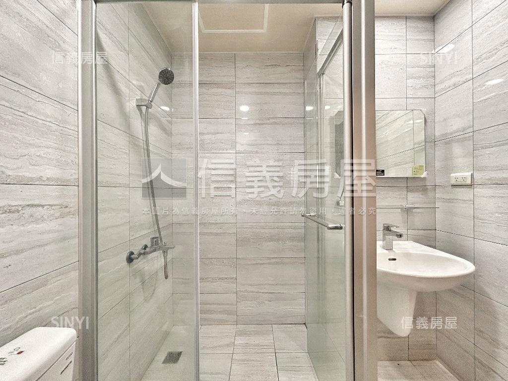 欣時代高樓採光三房車位房屋室內格局與周邊環境