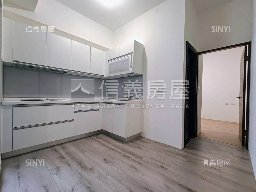 近南科兩房兩衛＋車位房屋室內格局與周邊環境
