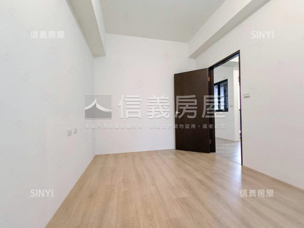 近南科兩房兩衛＋車位房屋室內格局與周邊環境