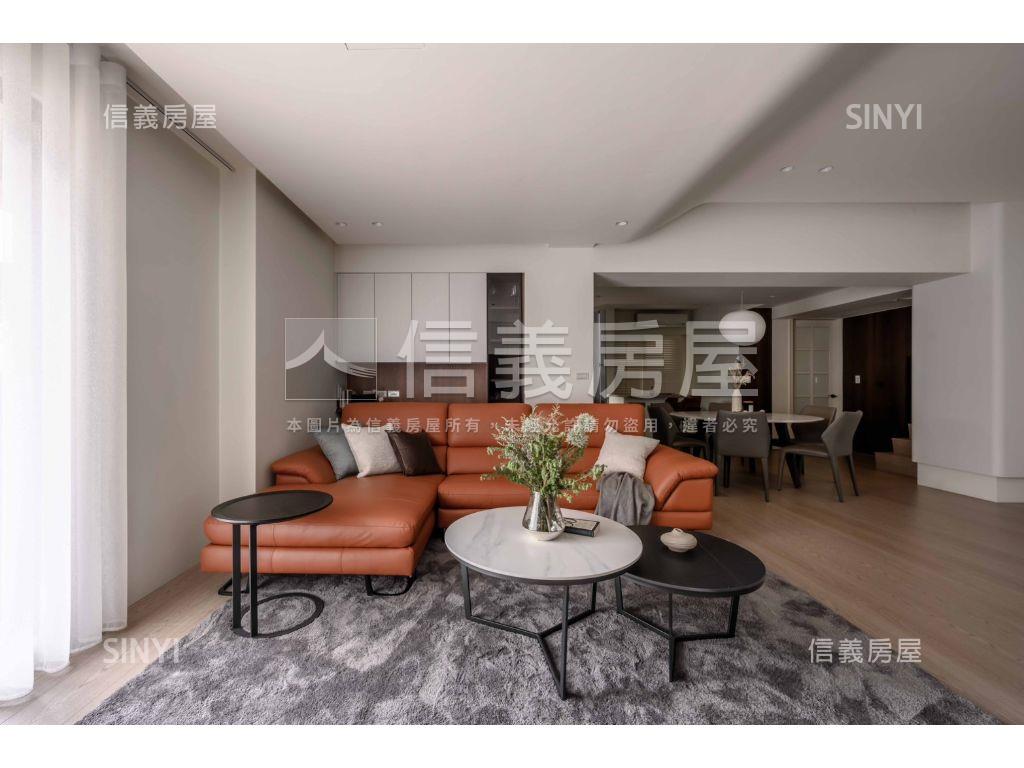 南美術•匠心裝潢樓中樓房屋室內格局與周邊環境