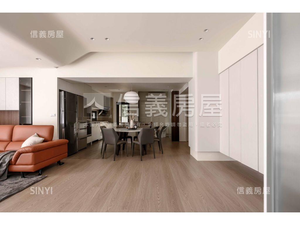 南美術•匠心裝潢樓中樓房屋室內格局與周邊環境