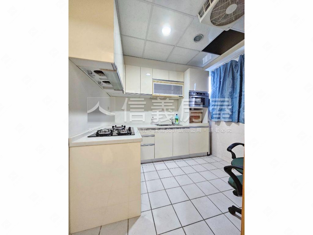 近台元電梯透店房屋室內格局與周邊環境