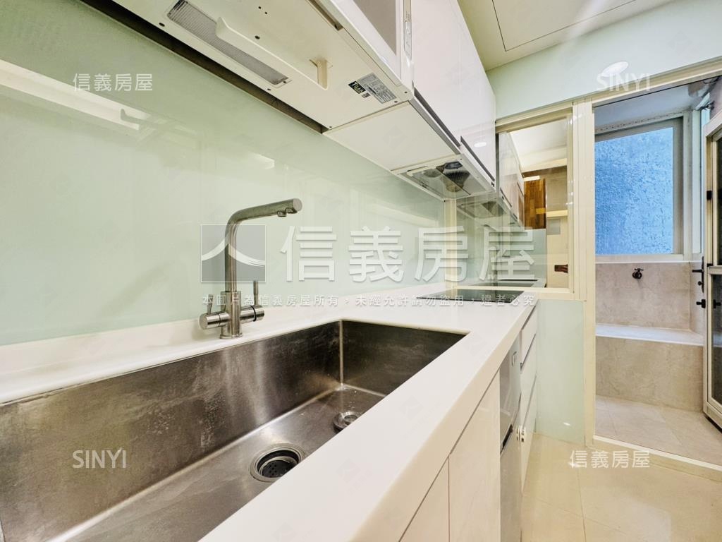 尊南街漂亮套房房屋室內格局與周邊環境