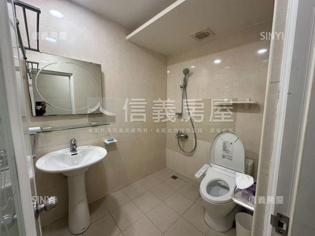 雷根大廈絕美享受大空間房屋室內格局與周邊環境