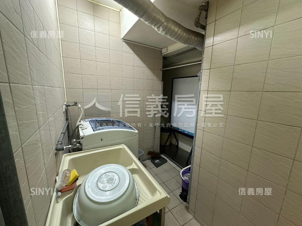 雷根大廈絕美享受大空間房屋室內格局與周邊環境