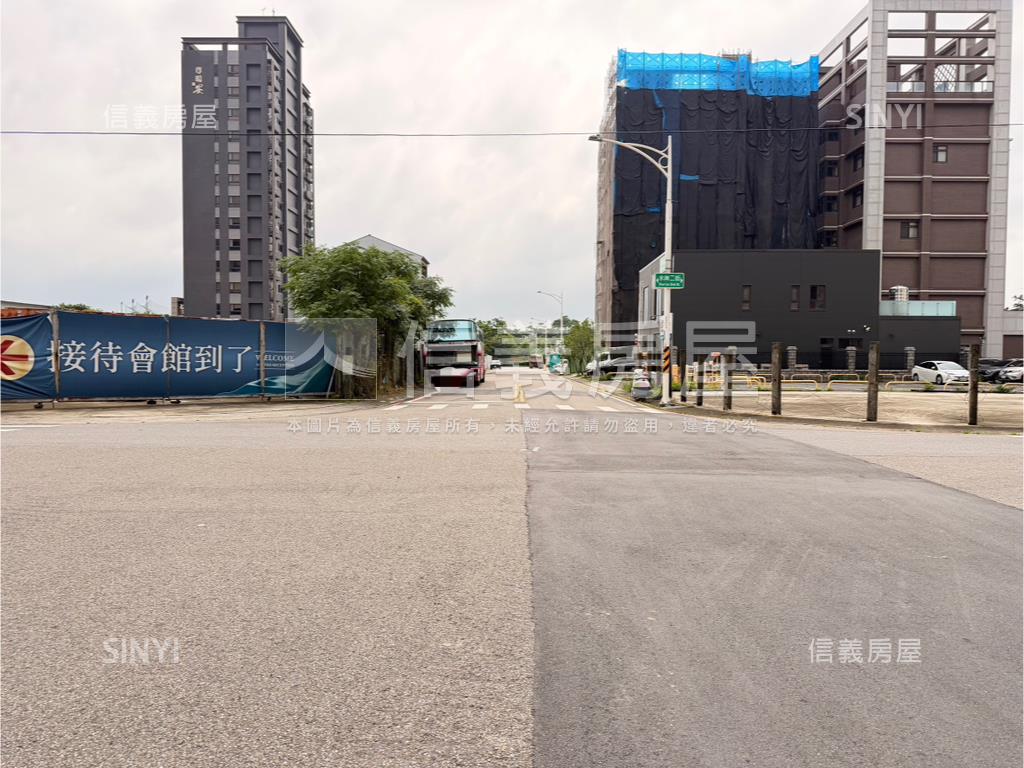 經國重劃區角地房屋室內格局與周邊環境