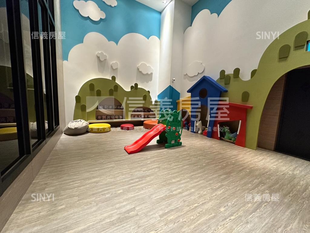高鐵富宇精美兩房房屋室內格局與周邊環境