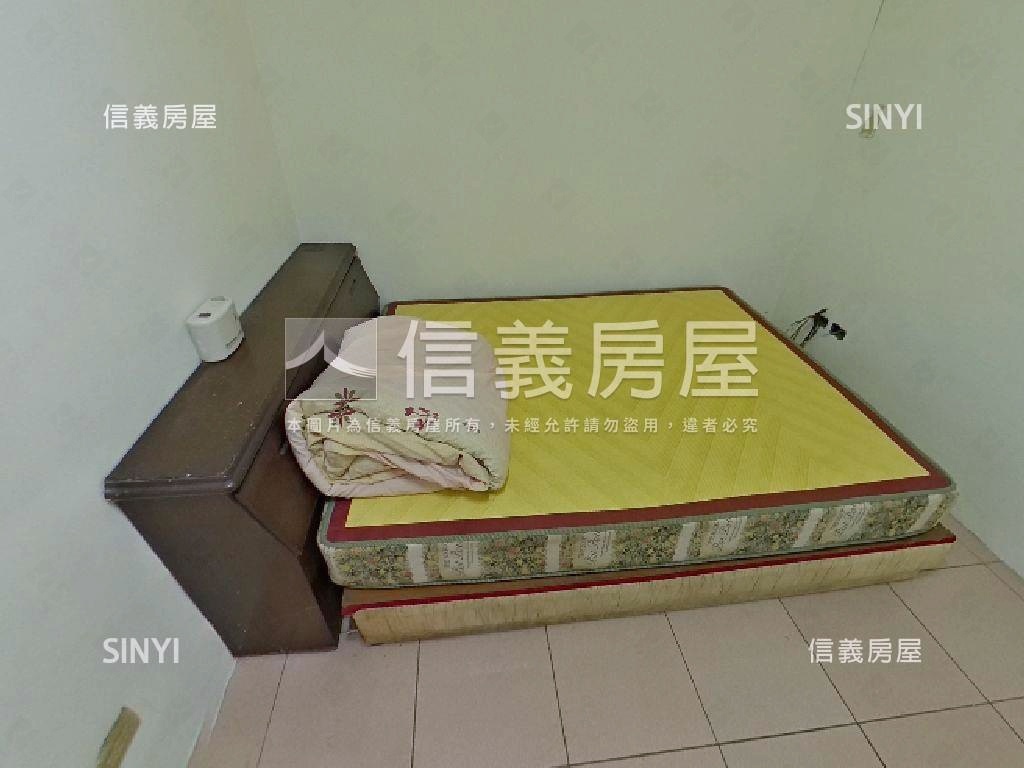 近未來捷運。大空間公寓房屋室內格局與周邊環境