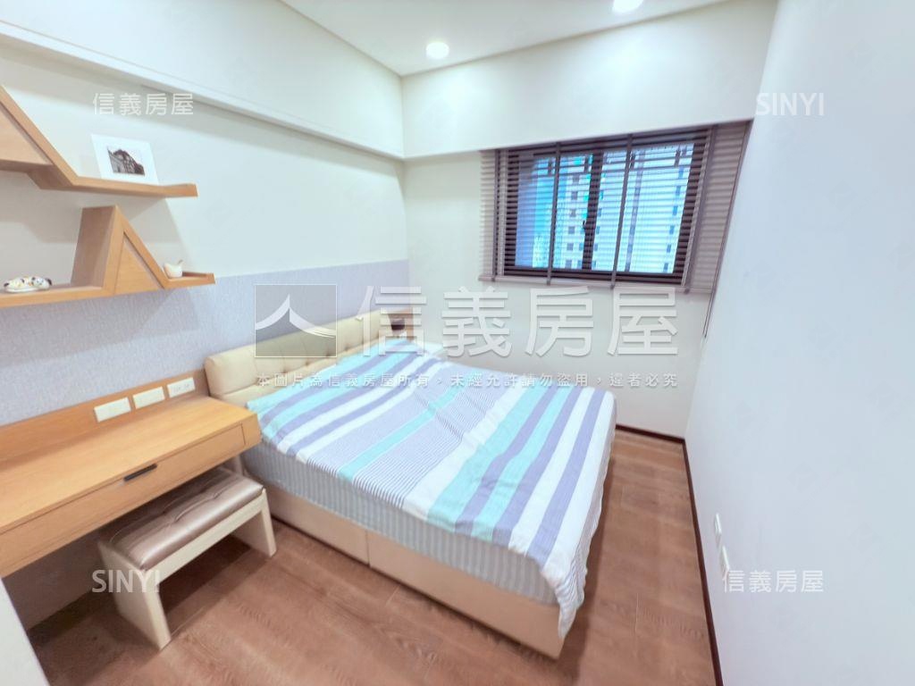 東方嘉磐高樓裝潢雙平車房屋室內格局與周邊環境