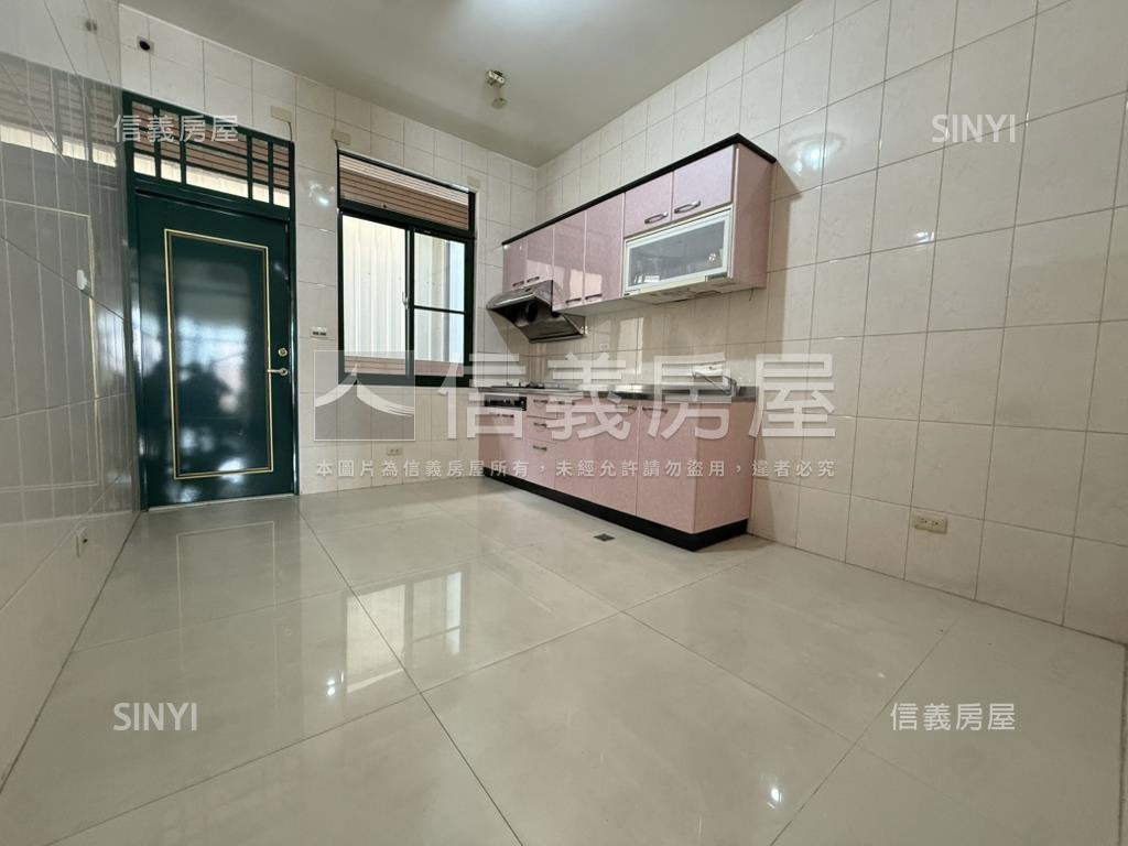 東區金店面房屋室內格局與周邊環境