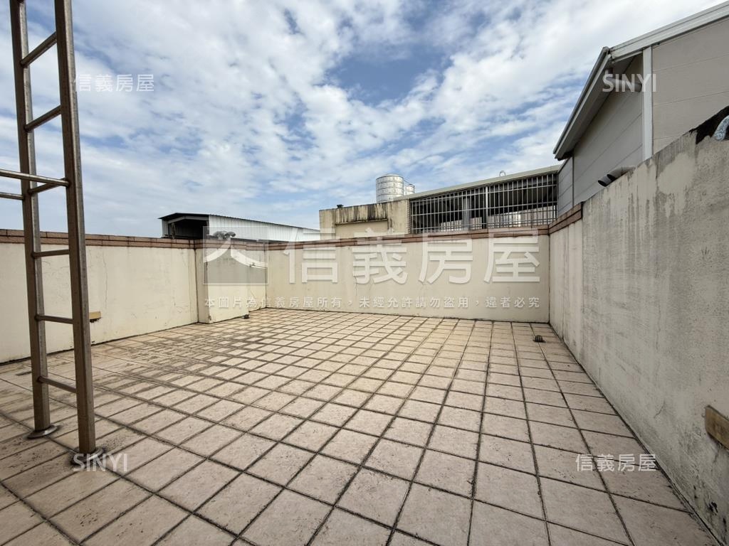 東區金店面房屋室內格局與周邊環境